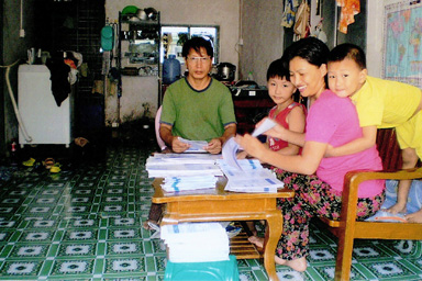 Jay Ahti Family